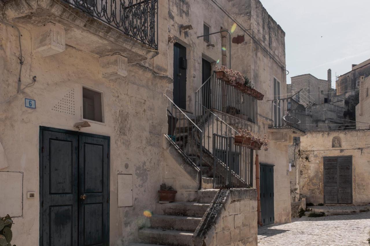 Il Vicinato, Casa Vacanza Immersa Nel Cuore Dei Sassi มาเตรา ภายนอก รูปภาพ